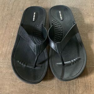 Okabashi sandals